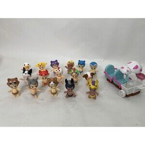 Twozies Mini Figure Animal Series Mixed Lot Of 16 And Vehicle